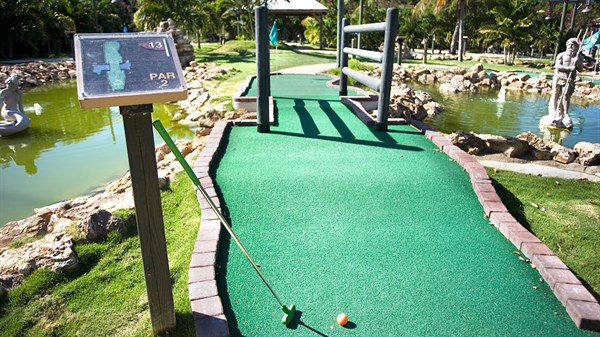 Mini golf