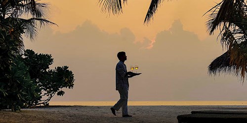 Kanuhura Sunset Cocktails Maldives